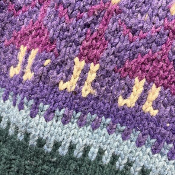 Artisan Wool Sweater Unisex L ? Green Purple Chunky Ecuador Hand Knit Ski Thick - Picture 4 of 6